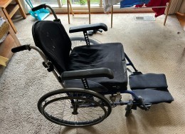 Free Folding Wheelchair