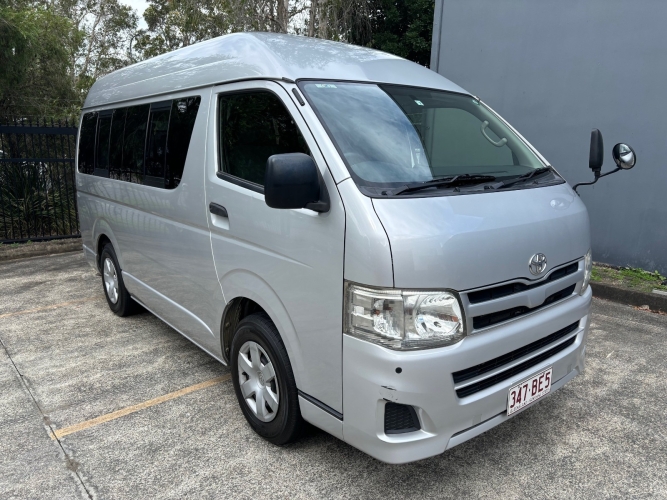 2013 Toyota HiAce Wheelchair Accessible 9-seat